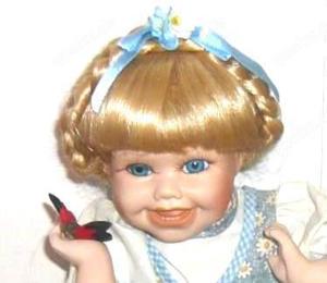 2 Sammlerpuppen Puppe sitzend 26 cm auch zur Deko Bild 3