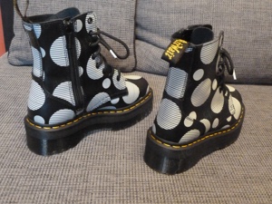 Dr. Martens 1460 Polka Dot Schwarz-Weiß,  Gr. 38, Smooth Leather Boots, JADON - Schnürstiefelette Bild 2