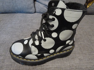 Dr. Martens 1460 Polka Dot Schwarz-Weiß,  Gr. 38, Smooth Leather Boots, JADON - Schnürstiefelette Bild 10