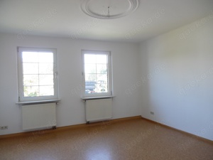 4,5 ZKB Wohnung, Maisonette mit Erker, 2 Bäder, Garten, ideal für Homeoffice oder WG