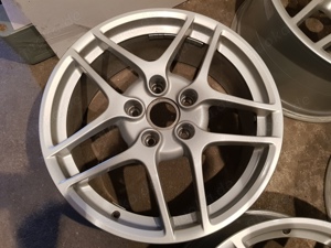 Orig.Porsche 8+11x19 Zoll Felgen Carrera S 997362157 + 997362163 Bild 4