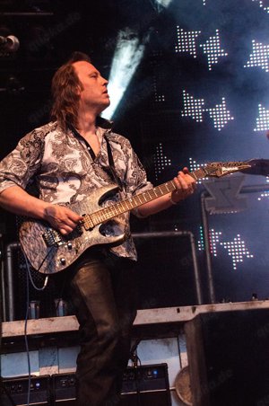 Gitarrenunterricht E-Gitarre, A-Gitarre, Bass und Musikunterricht Bild 3