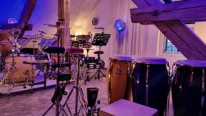Kopf Aus - Musik An ! - individueller Schlagzeug-Unterricht im LK. Hildesheim