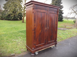 Gründerzeit Kleiderschrank, um 1890. Gut erhaltener Nachlassfund.