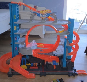 Hot Wheels Ultimate Garage