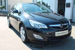 Opel Astra J Lim. 5-trg. Design Edition *TÜV-NEU*