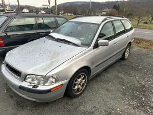 Volvo V40 V40 1.9 D Comfort Bild 3