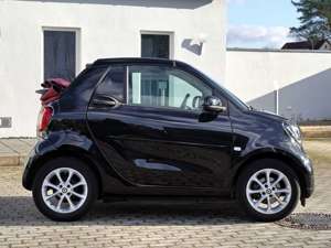 smart forTwo Smart Fortwo Cabrio PRIME+JBL+SHZ+NAVI+LEDER+TEM Bild 3