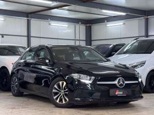 Mercedes-Benz A 180 d WIDESCREEN*AHK*KAMERA*1.HAND