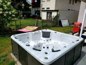 Whirlpool outdoor 6 personen