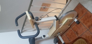 Hometrainer für die Fitness wenig gebraucht für Selbstabholer.