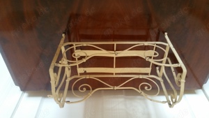 Antikes Puppenbett Metall mit Porzellan Keramik Puppe Bild 6