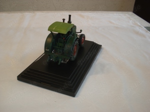 Siku Classic 4456 Lanz Bulldog  Traktor Modell in Acrylglasvitrine neuwerig unbespielt OVP 1:32 Bild 9