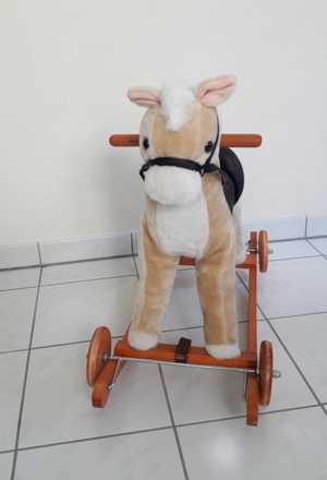 Schaukelpferd Kinder Spielzeug Lindau Bayern Bodensee