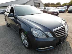 Mercedes-Benz E 250 T BlueTEC 9G-TRONIC Elegance Bild 2