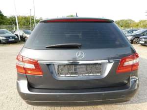 Mercedes-Benz E 250 T BlueTEC 9G-TRONIC Elegance Bild 5
