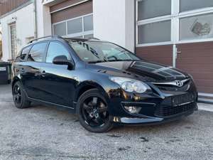 Hyundai i30 cw FIFA WM Edition TÜV NEU KLIMA SERVO ALU