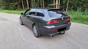 Alfa Romeo 156 2.4 JTD 20V Progression TÜV/ AU/ Zahnriemen Neu Bild 2 Alfa Romeo 156 2.4 JTD 20V Progression TÜV/ AU/ Zahnriemen Neu Bild 2