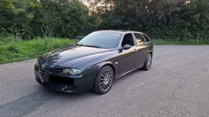 Alfa Romeo 156 2.4 JTD 20V Progression TÜV/ AU/ Zahnriemen Neu Bild 1 Alfa Romeo 156 2.4 JTD 20V Progression TÜV/ AU/ Zahnriemen Neu Bild 1