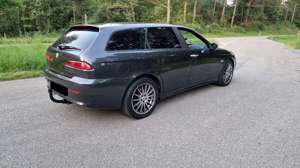 Alfa Romeo 156 2.4 JTD 20V Progression TÜV/ AU/ Zahnriemen Neu Bild 3 Alfa Romeo 156 2.4 JTD 20V Progression TÜV/ AU/ Zahnriemen Neu Bild 3