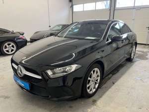 Mercedes-Benz A 180 d Progressive*Limousine*SpurH*PDC*AHK* LM PDC Spur Bild 1