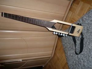 Übungsgitarre von RISA, Halslänge wie "normale" E-Gitarre