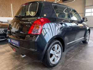 Suzuki Swift Lim. Club *KLIMAANLAGE*UNFALLFREI*TÜV2027! Bild 4