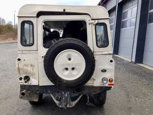 Land Rover Defender Defender 110 Station Wagon Td4 2,4l Unfall Bild 2
