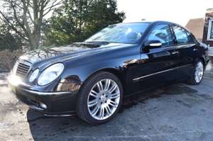 Mercedes-Benz E 200 Kompressor*Xenon*18zoll*Navi*Leder*Tüv-n
