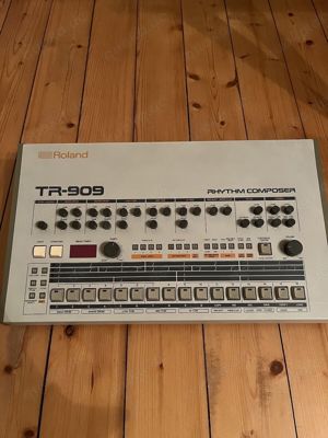 Roland TR-909 TR 909 Drumcomputer Drummachine - Vintage