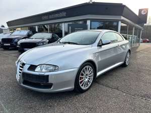 Alfa Romeo GT 3.2 V6 Distinctive