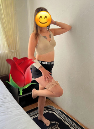 Sweet Roxana  20 J. - Neu in Berlin  Bild 6