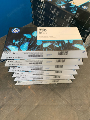 HP Tintenset Nr.730   Abgabe einzeln ab 65,00 oder komplett. Bild 5