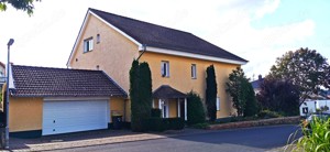Schönes Haus im Habichtswald