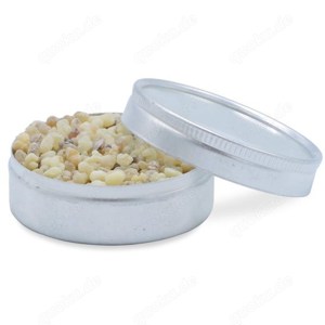 Räucherwerk in Dosen