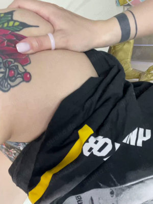 Sexy Bilder und Videos von Anna-Marie Bild 2