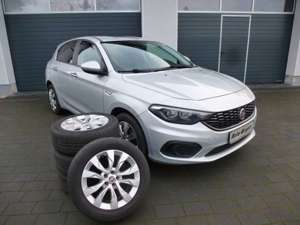 Fiat Tipo 1.4 Easy Klima Navi Alu PDC 8 fach bereift