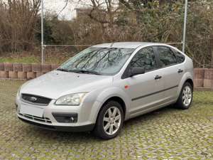 Ford Focus Turnier 1.8 Style Bild 2