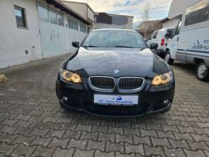 BMW 330 Baureihe 3 Coupe 330i xDrive Bild 2