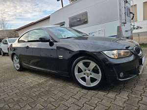 BMW 330 Baureihe 3 Coupe 330i xDrive Bild 3