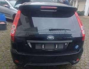 Ford Fiesta Fiesta 1.4 16V Bild 2