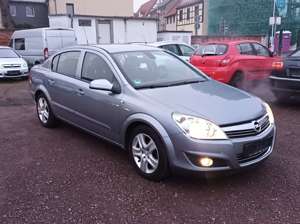 Opel Astra 1.6 Edition