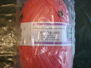 12 x 150 g Strickgarn, Wolle rosa neu OVP Bild 2