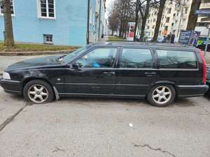 Volvo V70 V70 2.5 Bi-Fuel Bild 3