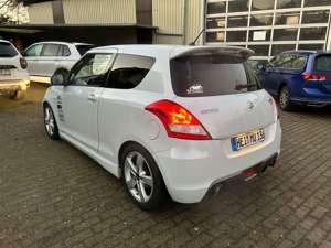 Suzuki Swift Swift  3-Türer 1.6 Sport Bild 4