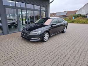 Skoda Superb LK*NAVI*RFK*SHZ*LED-Scheinw*ACC*Standheizung*ACC*