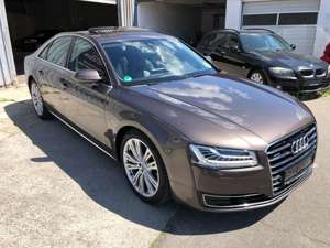 Audi A8 4.2 TDI DPF (clean diesel) quattro tiptronic