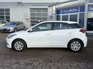 Hyundai i20 blue Basis Bild 2