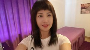 Gönn Dir eine entspannende chinesische Massage von Xinxin bei Asia China Wellness Massage