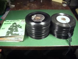 120 alte Singles 50 bis 80er Jahre deutsch  international. 7" 45u min ideal auch für Musikbox